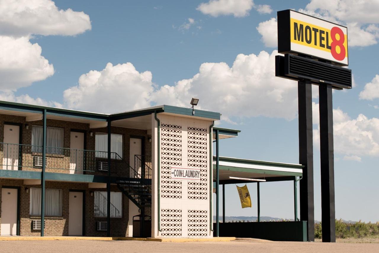 Motel 8 Laramie Exteriör bild
